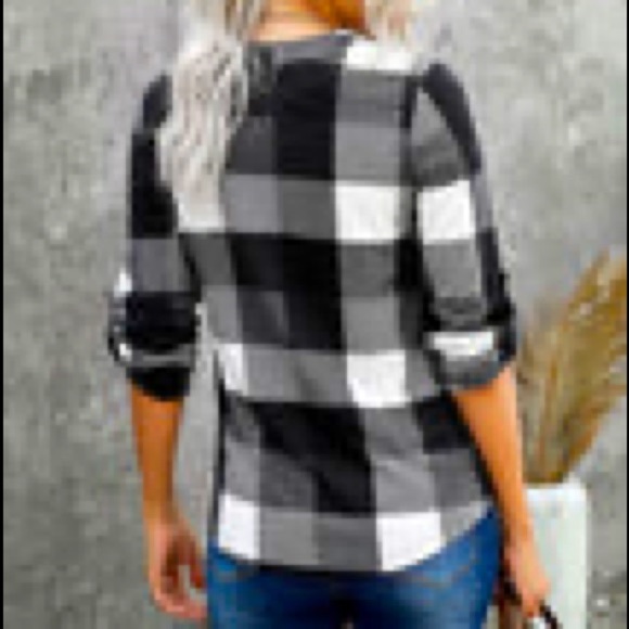 Fashion Plaid Split V-Neck Roll-Tab Tunic Size L - Picture 2 of 9